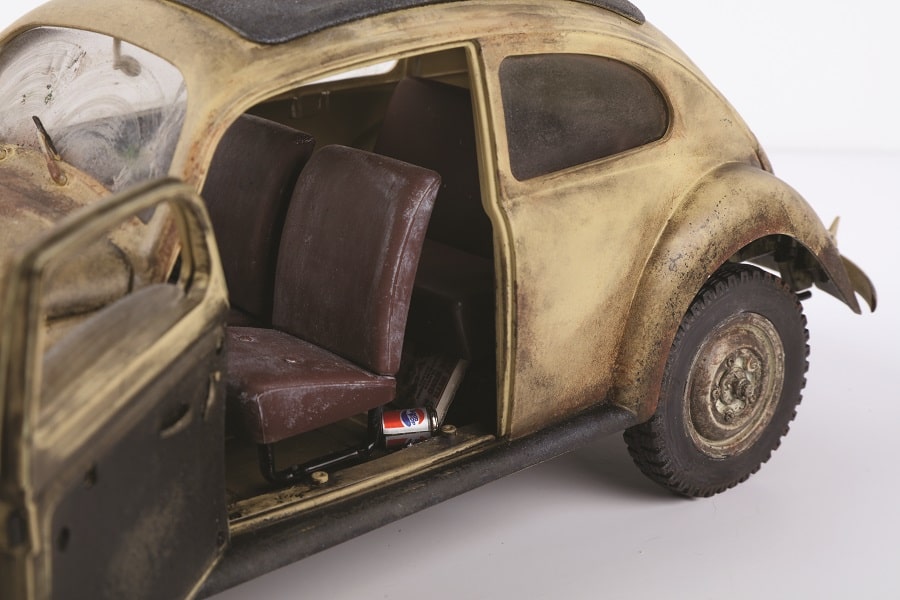 RC Patina Guy added many custom details including a few key accessories in the Beetle’s interior.