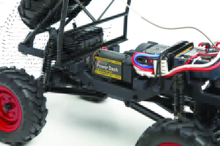 The 130-sized motor may seem small, but it outputs all the pep that this crawler’s needs.