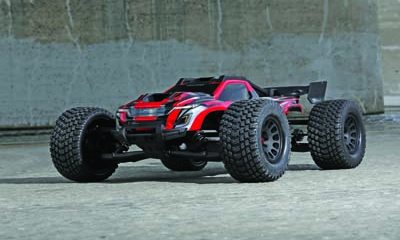 The Next Big Thing - Getting Down And Dirty With The All-New Traxxas XRT