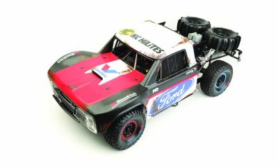 BAJA BUSTER - A Fully Customized Traxxas Unlimited Desert Racer