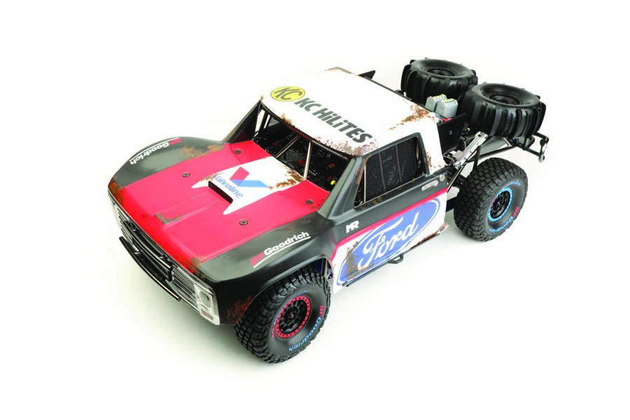 BAJA BUSTER - A Fully Customized Traxxas Unlimited Desert Racer