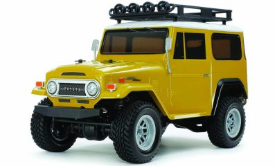 Going Cross-Country - Tamiya CC-02 Toyota Land Cruiser 40