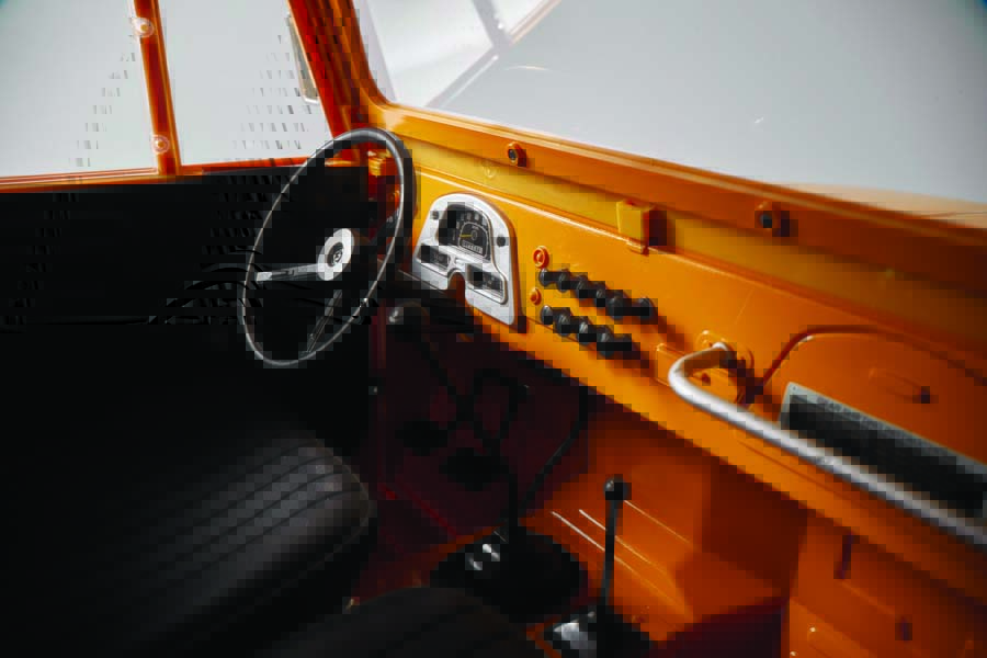 If it’s interior detail you’re looking for, FMS proudly serves it up in copius amounts. The FJ40’s interior is one of the most realistic we’ve seen.
