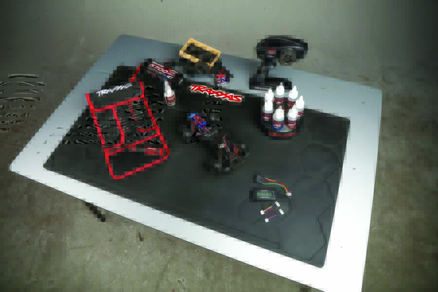 A Closer Look at One of RCCA’s Traxxas Workbenches